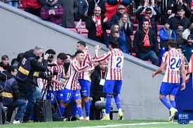 闯关对战零烦恼 山海剑途抽卡修仙乐不停